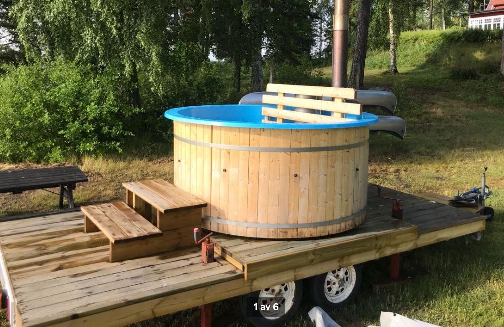 Hyra badtunna med släp eller utkörning